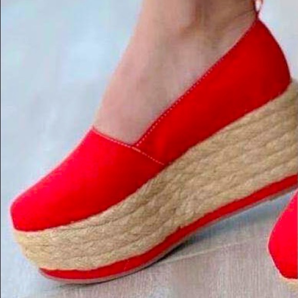 Shoes - Light 2” Platform Shoes